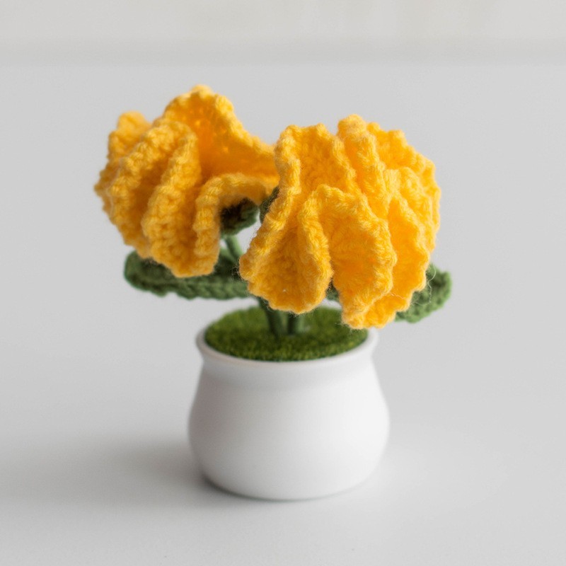 handmade crochet flowers--carnation
