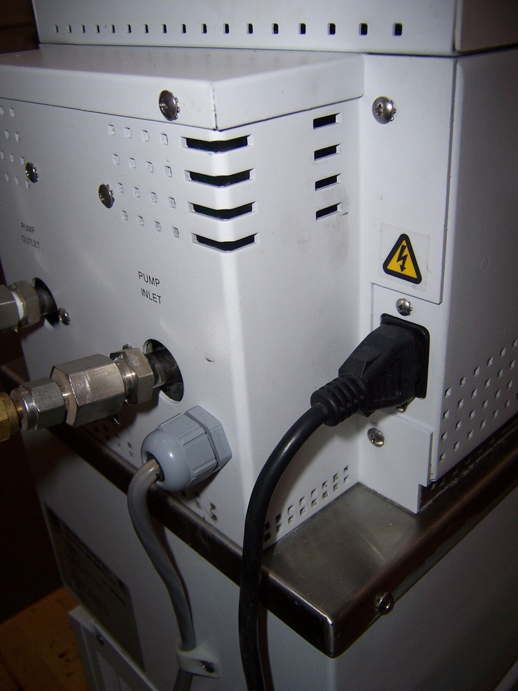 13920 Neslab RTE-111 Chiller