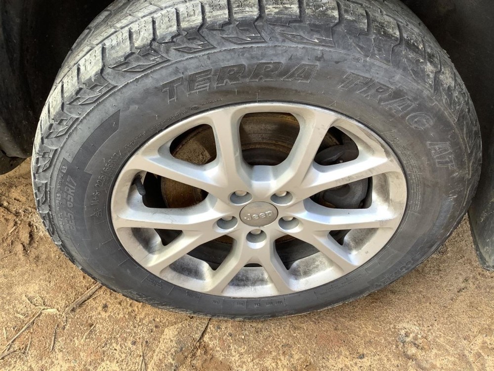 CHEROKEE 2014 Glove Box 4898131