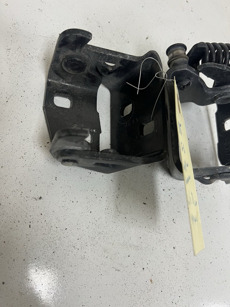 05-13 C5 Corvette Left Upper Lower Door Hinges OEM