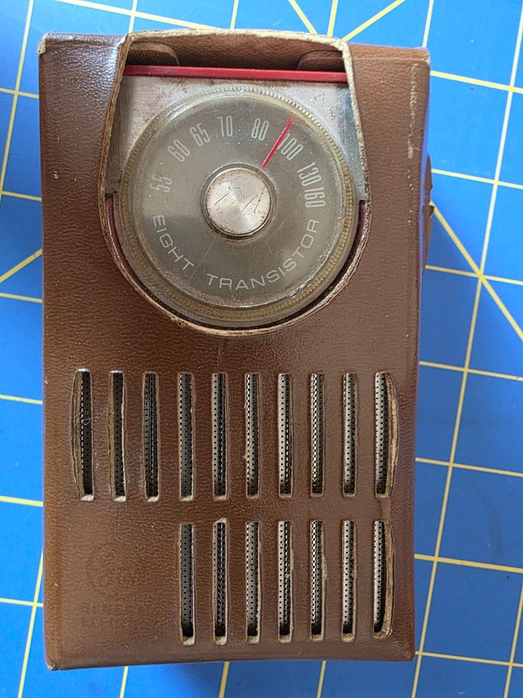 General Electric AM Solid State Transistor Radio