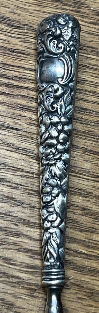 Sterling Repoussed Handle Button Hook No Maker No Monogram