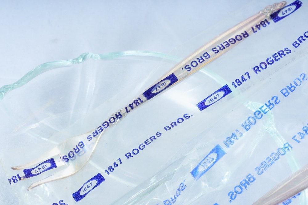 1847 Rogers Bros 3 Piece Relish Set Garland Pattern UNUSED Vintage Silver Plate