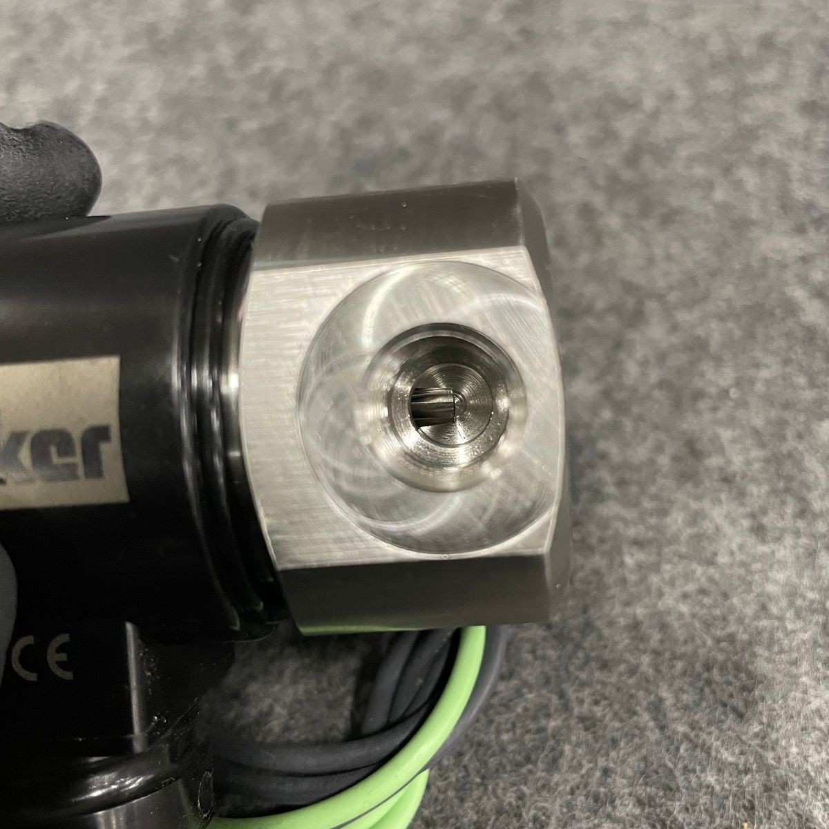 PARKER 20X000027B7B Fluid Control Valve, 5/32" Orifice, 0-50 PSI, 24 VDC