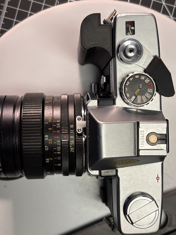 Ergonomic Camera Grip Compatible with all Minolta SRT Cameras - NEW