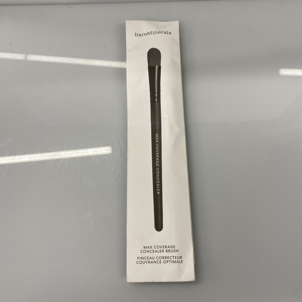 BareMinerals Maximum Coverage Concealer Brush - Black