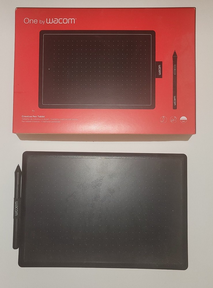 Wacom One by Wacom Creative Graphics Table with Pen