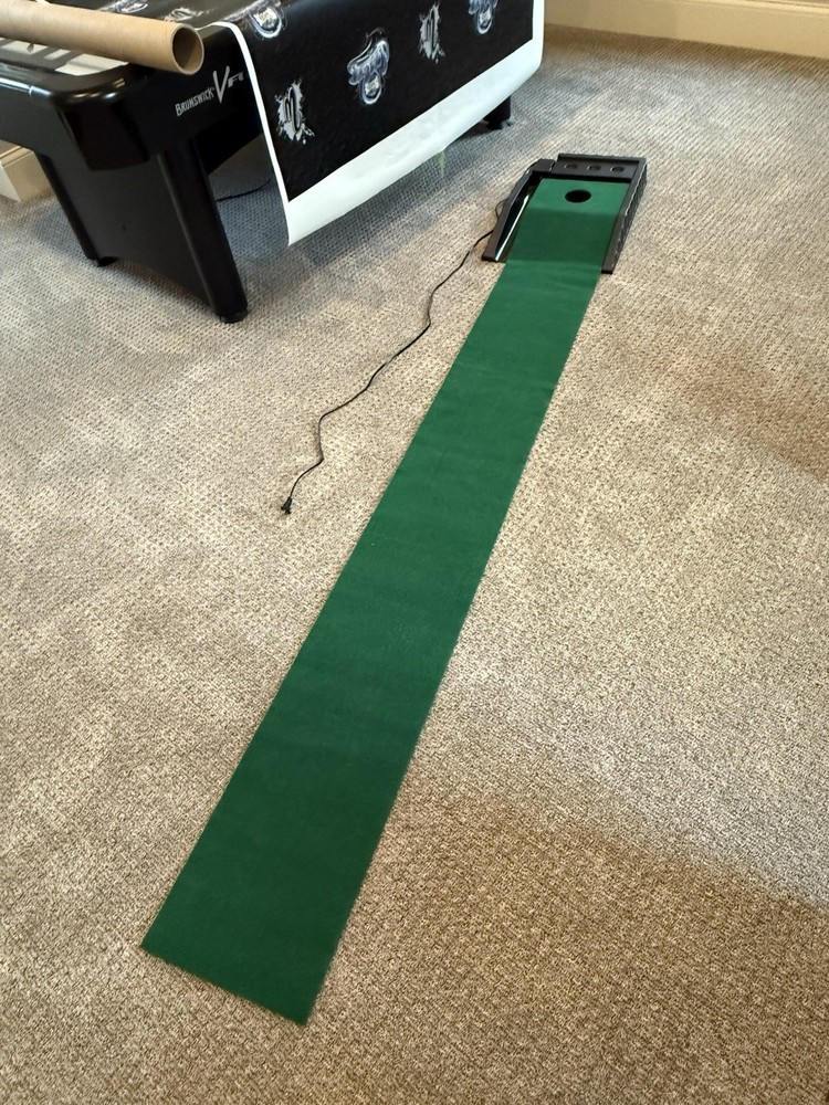 Indoor Golf Putting Green Auto Putting System