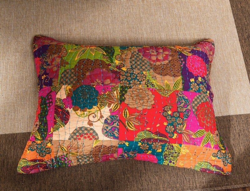 JEWEL RED 3p King QUILT SET : COTTON MOROCCAN BOHO FLORAL EXOTIC PRINT COMFORTER