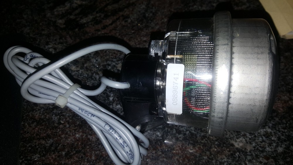 Sensus water meter 3/4" Reading 100 Cubic feet.