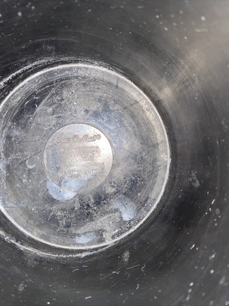 Vintage Ice-O-Mat Ice Crusher