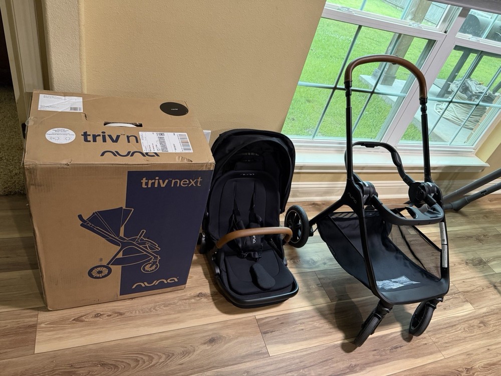 Nuna Triv next Stroller