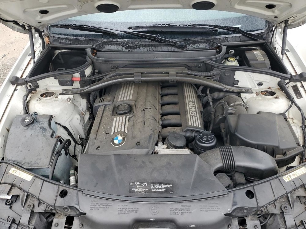 X3 2010 Glove Box 4915733