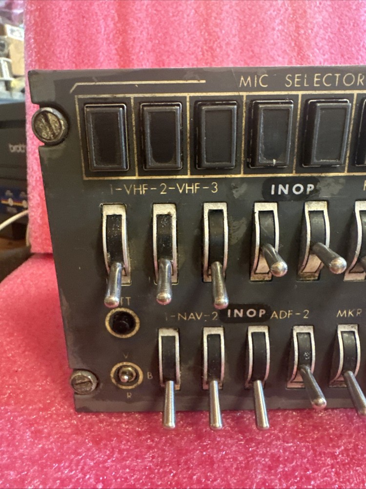 Avtech Audio Control Panel 5141-1-25 *UNTESTED* bin31