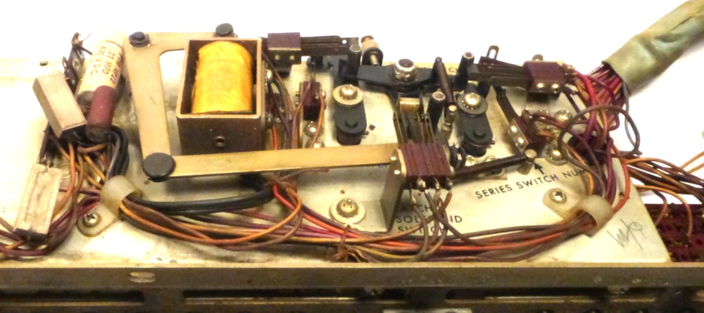 WURLITZER 3100 JUKEBOX part: UNTESTED BUTTON RACK w/ ALL CABLES