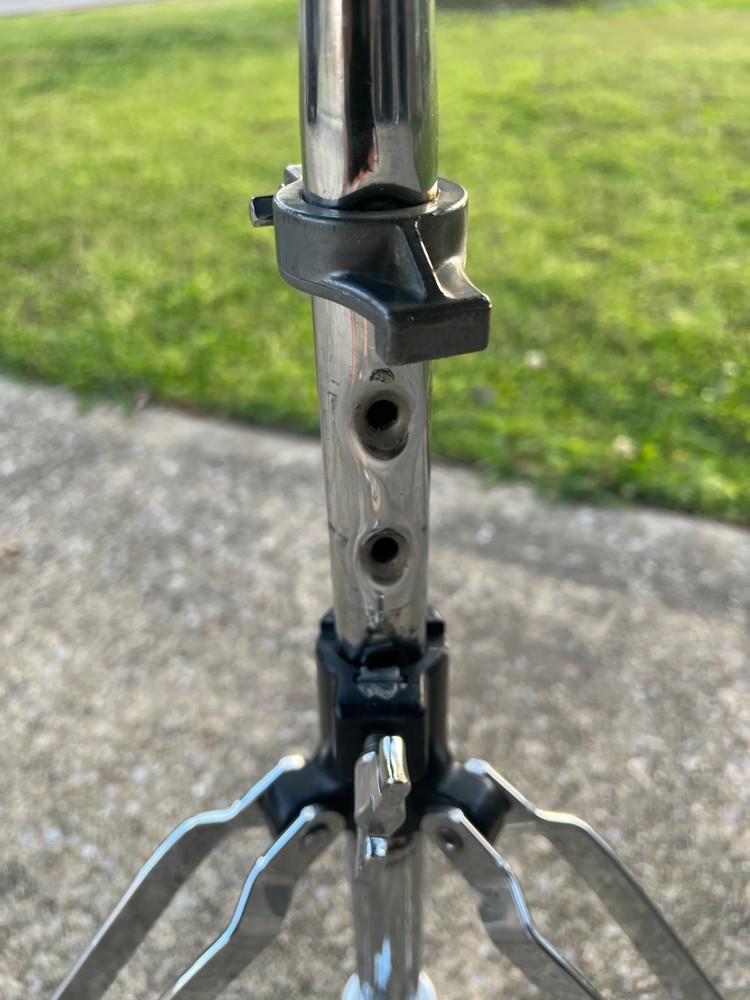 DW 3100 Round Drum Throne -READ