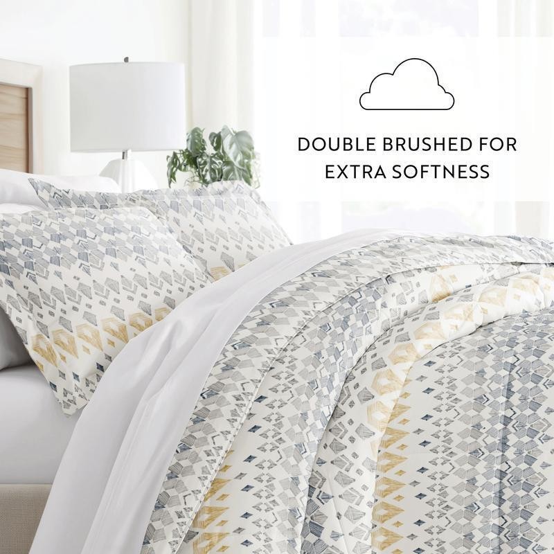 Lightweight Down Alternative Comforter Set Hypoallergenic Microfiber Soft Warmth