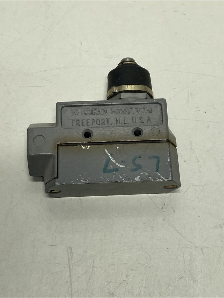 Honeywell Micro switch DTE6-2RN *Used*