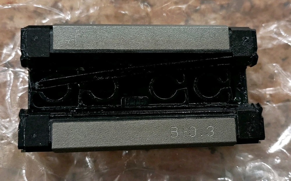 THK SHS15 (GK) Linear Guide Block