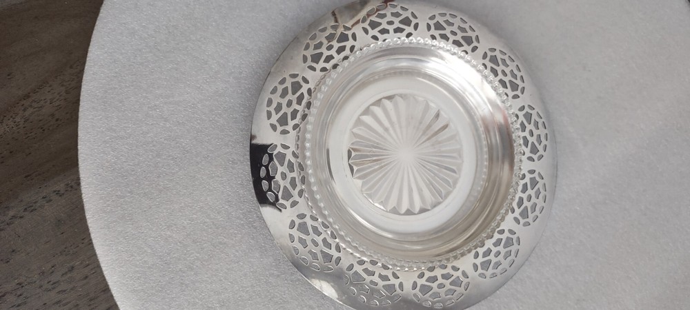 Wm Rogers Silverplate Wine Coaster w/ Glass Insert