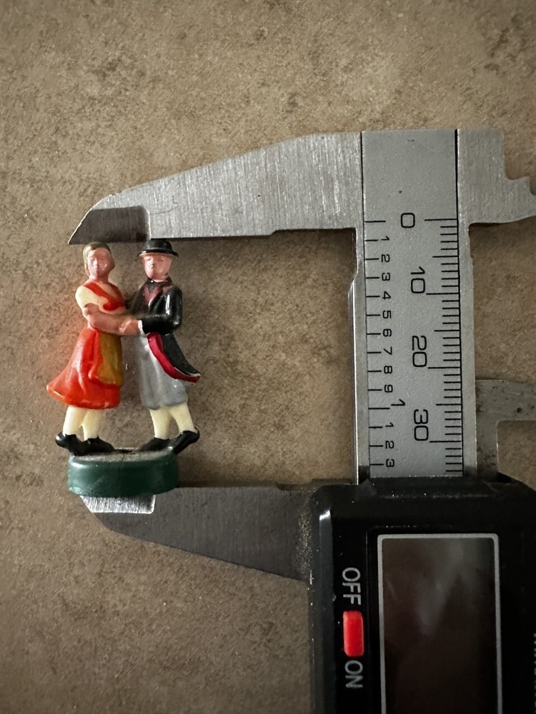 (2)     EACH ONE   MUSICAL DANCER FIGURINECUCKOO CLOCK