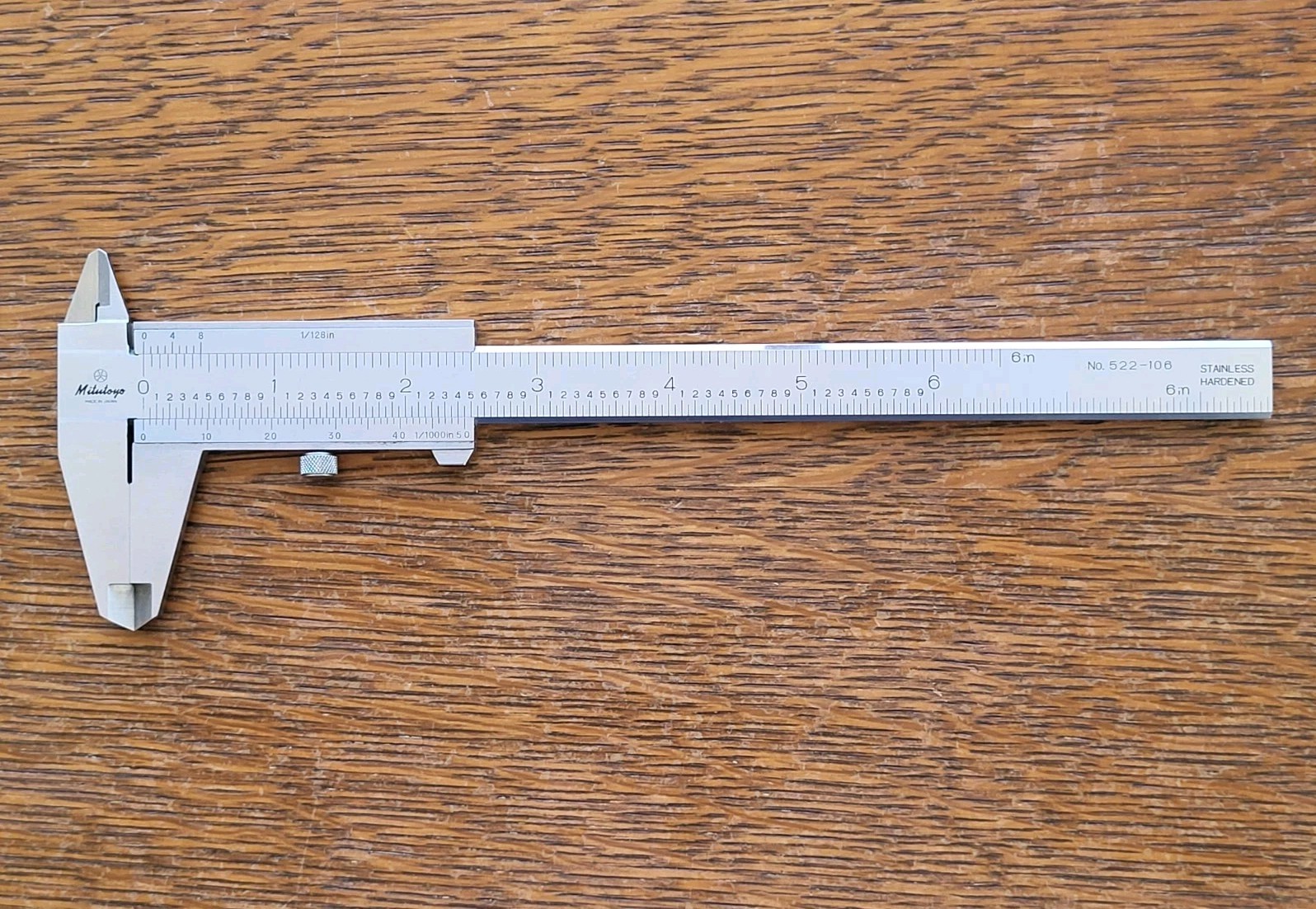 Mitutoyo 522-106 Vernier Caliper 6" Hardened Stainless w/Case Made in Japan