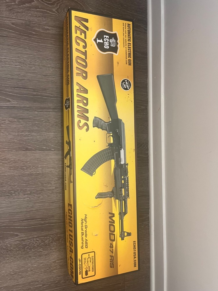 Airsoft Gun. Full Metal, Vector Arms MOD 47 RIS