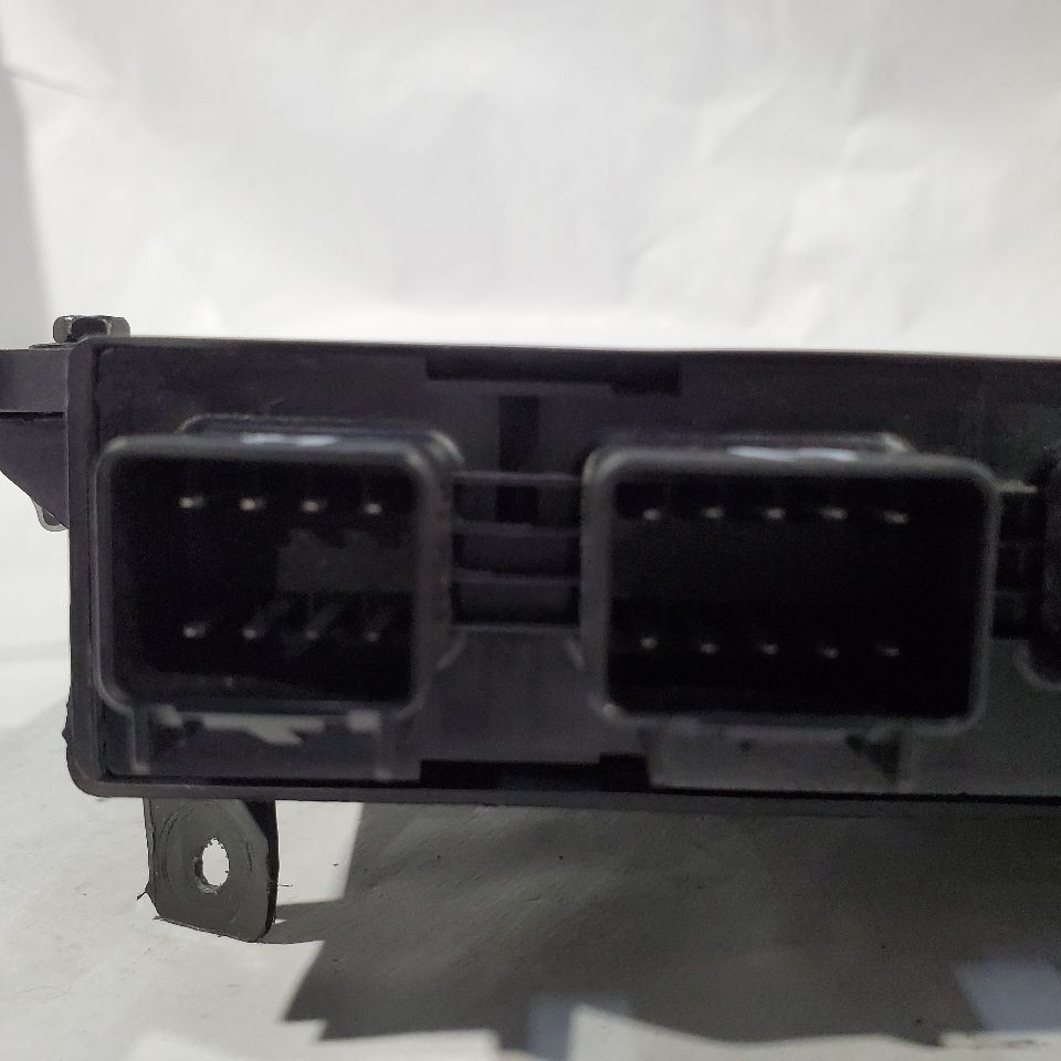 2005 Chevrolet Corvette OEM Theft Control Module AAA40582