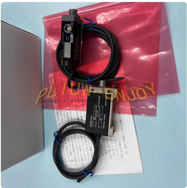 1PCS New Omron E8CC-B10C E8CCB10C Pressure Sensor