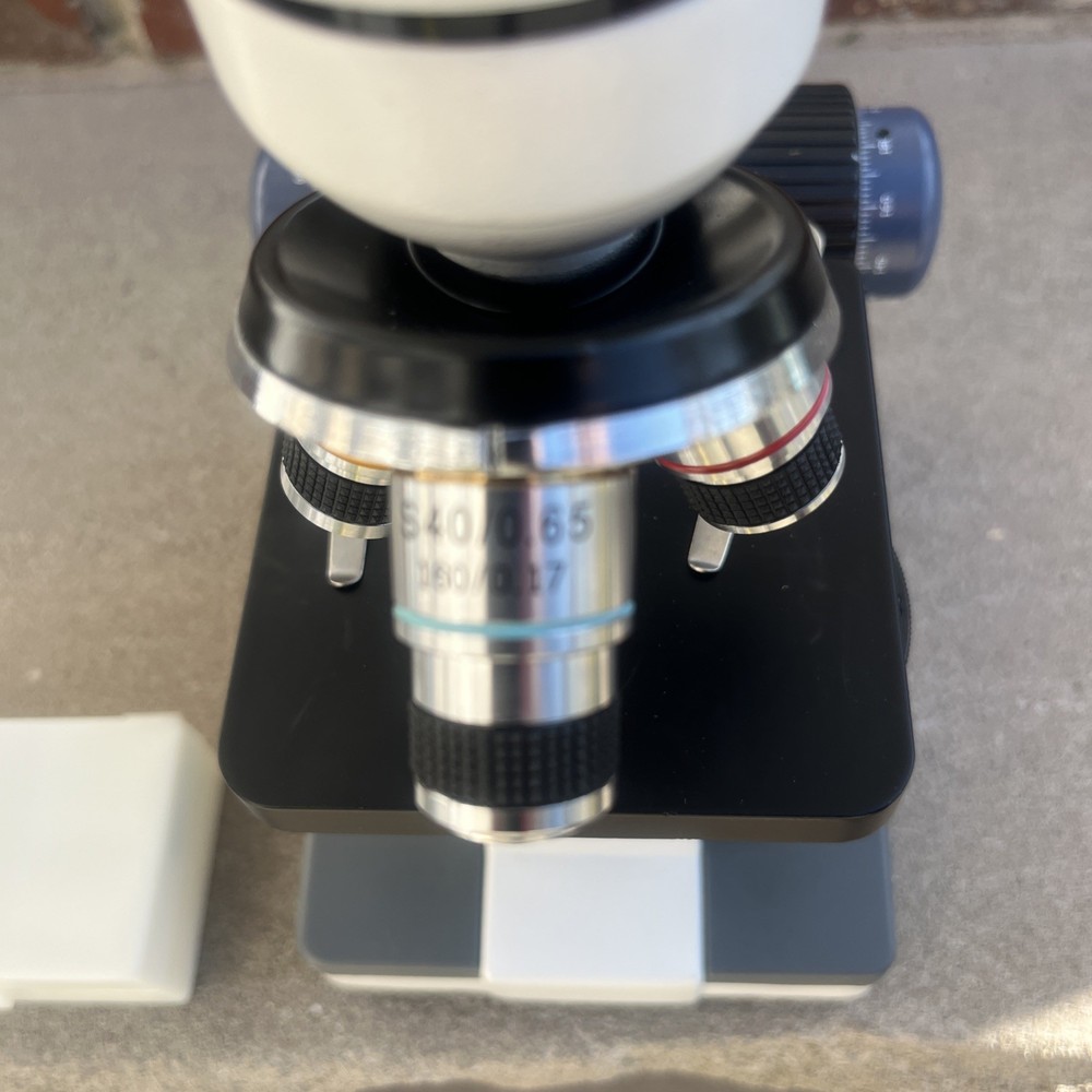 Am Scope Microscope With Case Of Starter Slides