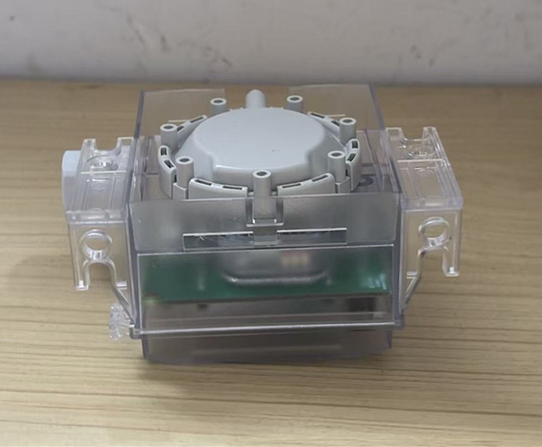 1pcs Huba 699.917026010 Control pressure sensor transmitter