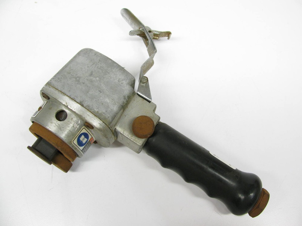 Chicago Pneumatic CP864 Air Orbital Sander - SOME SURFACE RUST