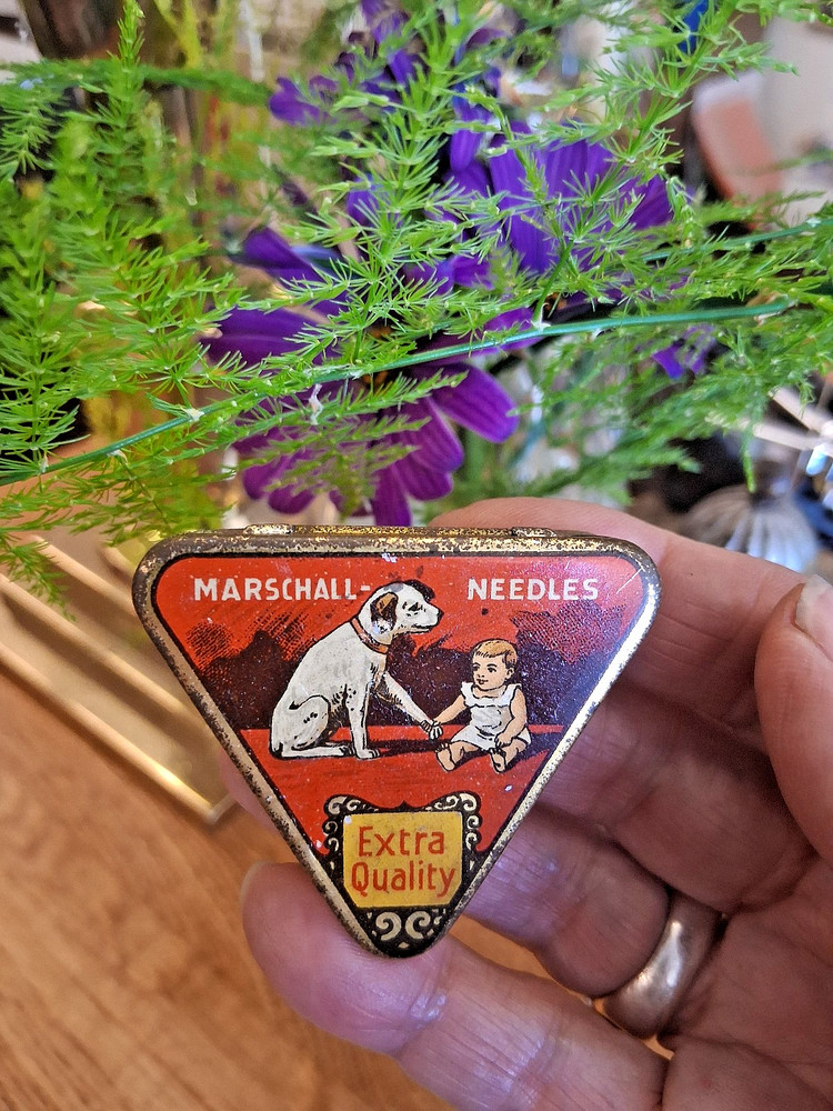 VTG Phonograph Marschall Needles Extra Quality Tin with needles/ paper insert