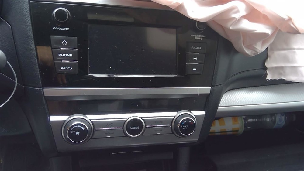 LEGACY 2018 Glove Box 2047862