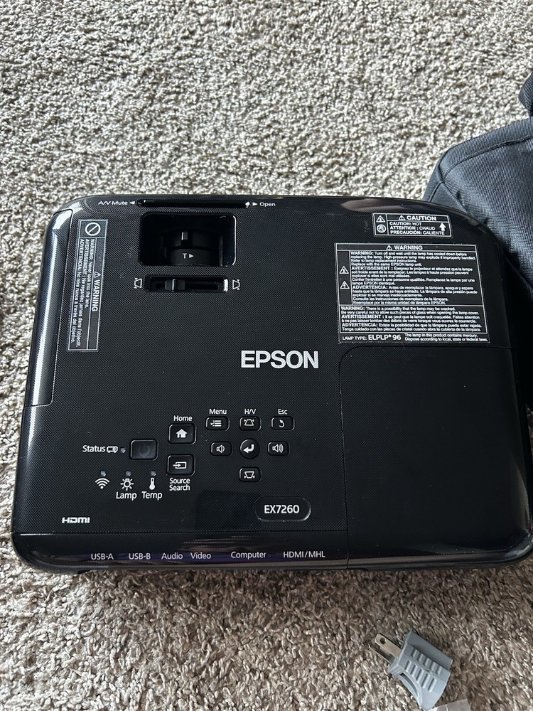 Epson EX7260 / H845A Wireless WXGA 3LCD Projector + Logitech presenter R800
