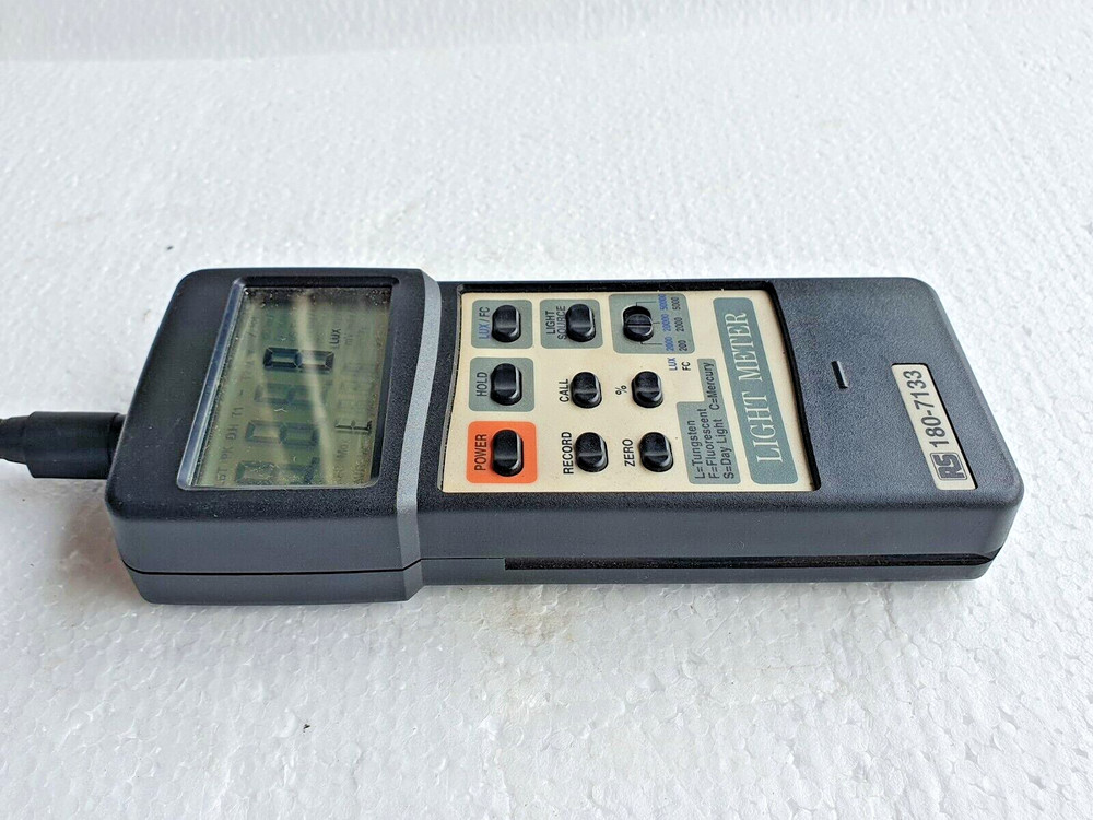 RS 180-7133 Light Meter LUX Meter