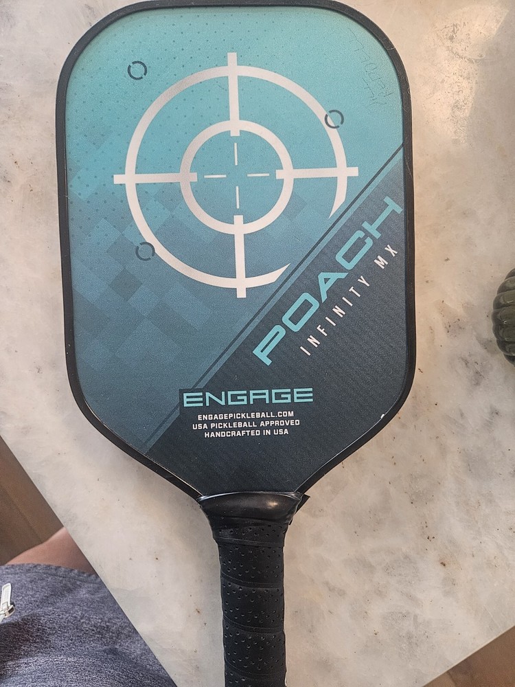 Engage Poach Infinity MX Pickleball Paddle Great Condition!