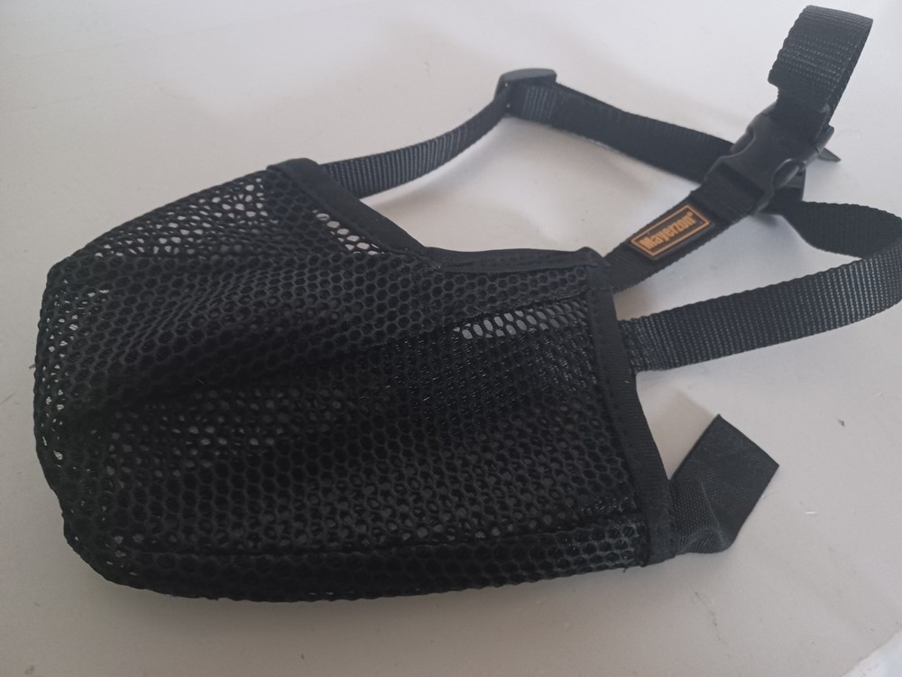 Mayerzon Breathable Mesh Dog Muzzle -Large Black