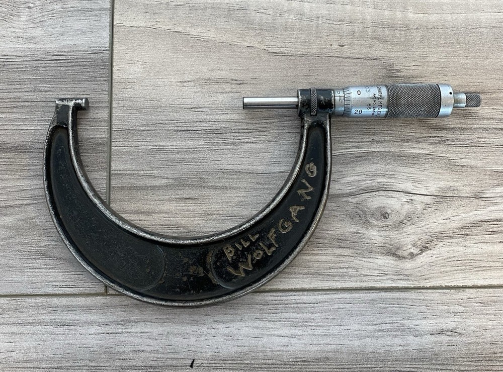 Brown & Sharpe No. 65 / 3-4 Inch Micrometer