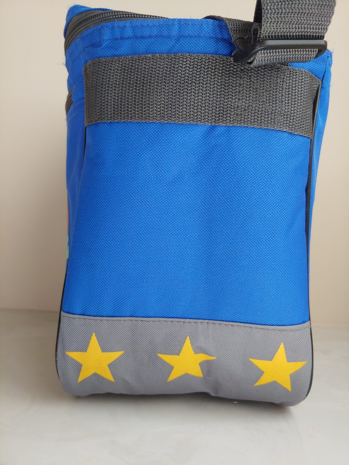 Disneys All-Star Resort Insulated Soft Sided Cooler w/ Shoulder Strap 10×10×6.5"