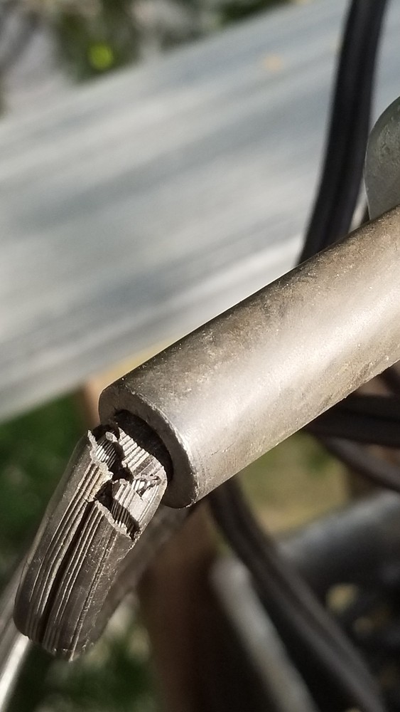 VINTAGE SUN AUTO COMPRESSION TESTER AND SUNLINE INDUCTIVE TIMING LIGHT