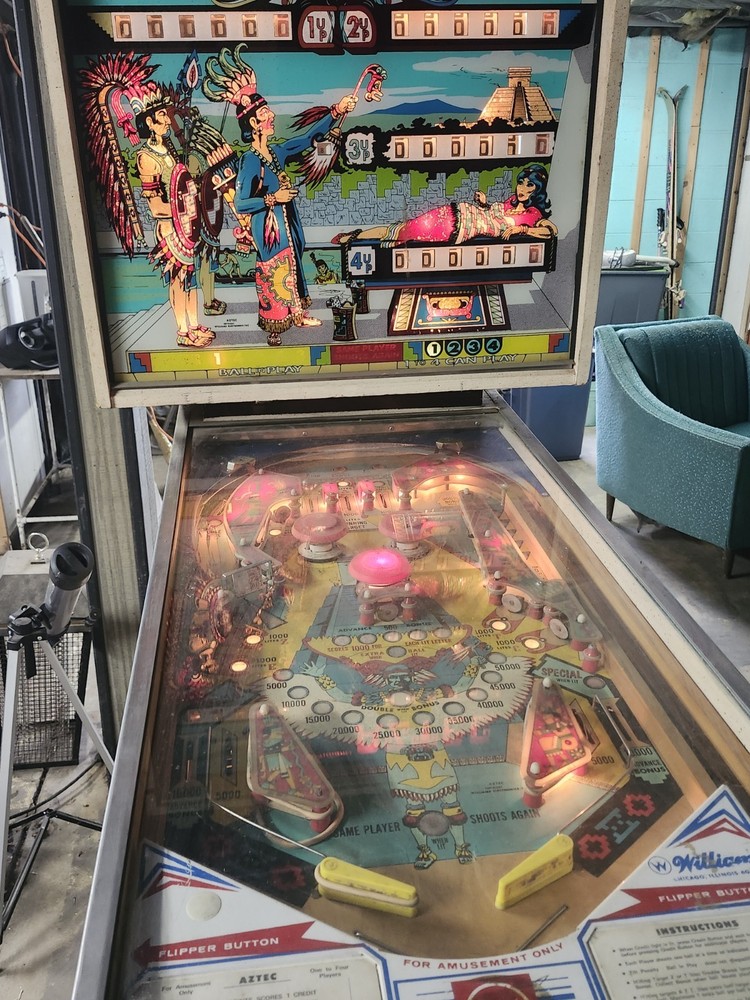 Williams Aztec Pinball Machine 1976