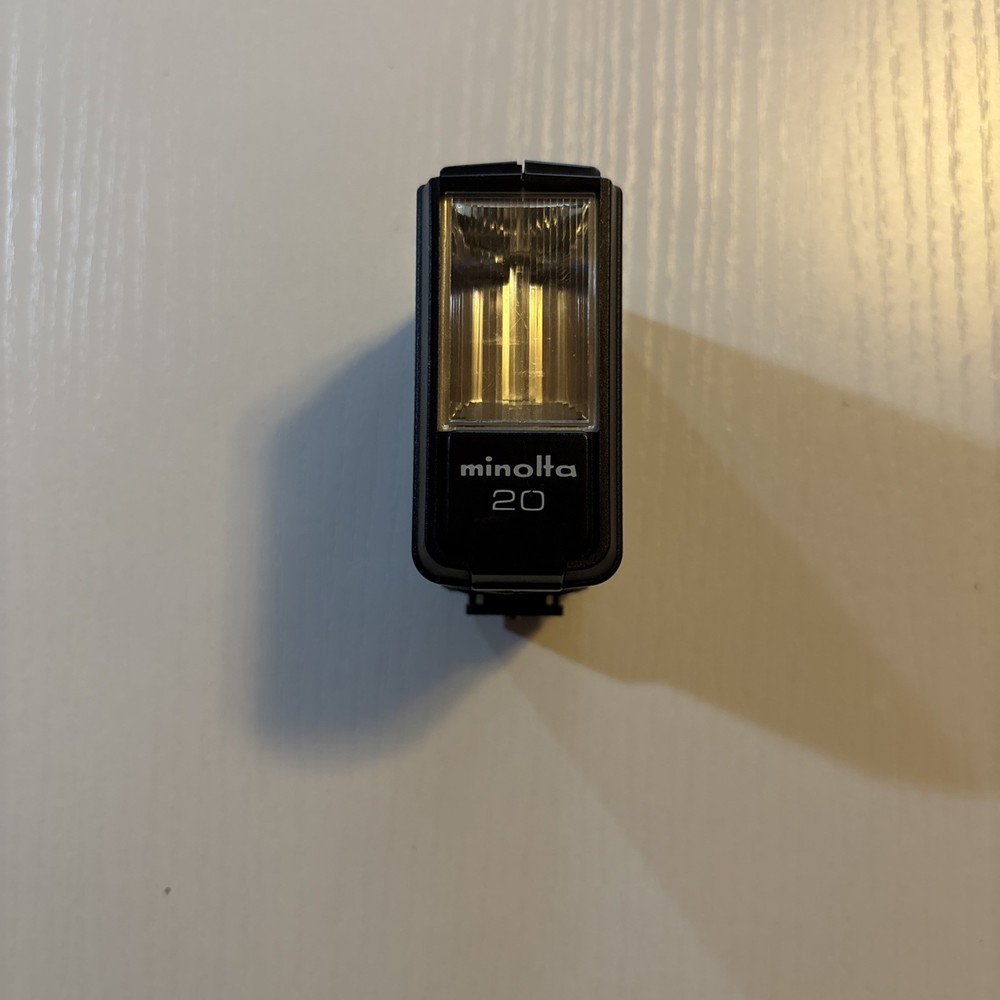 Vintage Minolta Electroflash 20 Shoe Mount Camera Flash