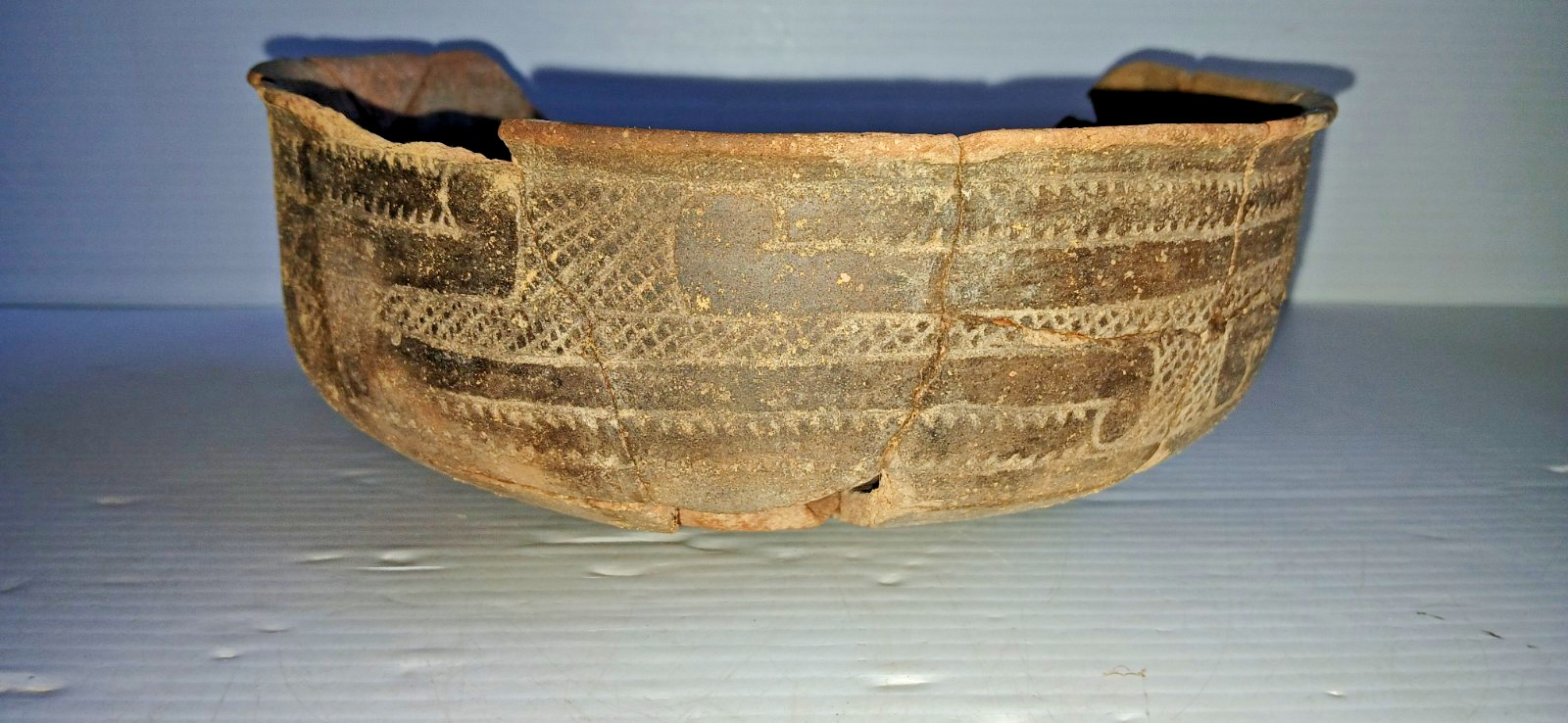 Pre-Columbian Native American Indian Mississippian Partial Pottery Bowl Artifact