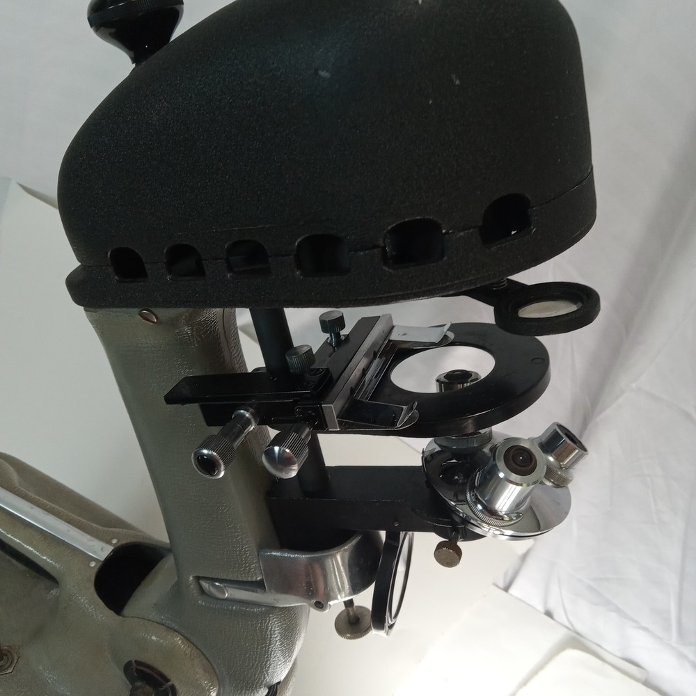 BIOSCOPE MFG. CO. Model 60 Projecting Microscope w/ Case Tulsa OH