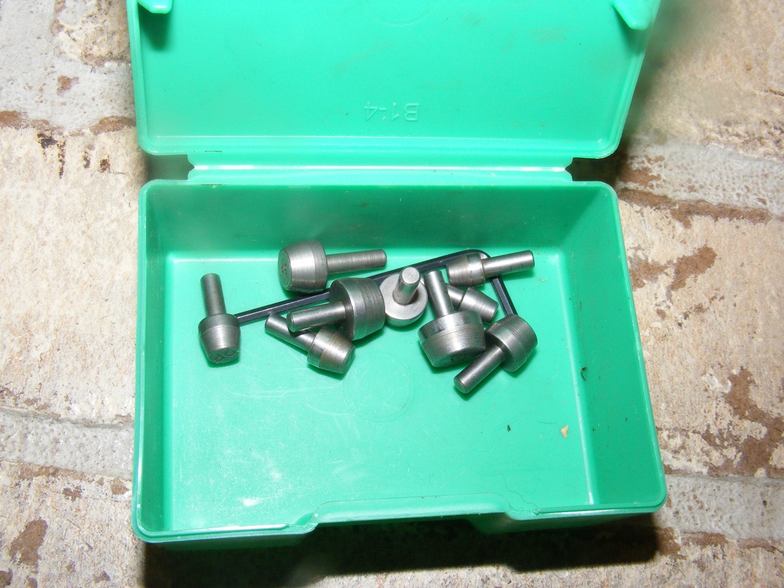 9 Used Pilots for Lyman Case Trimmer .44, 9 mm, .37, .35, .45A, .27, .28, .22 24