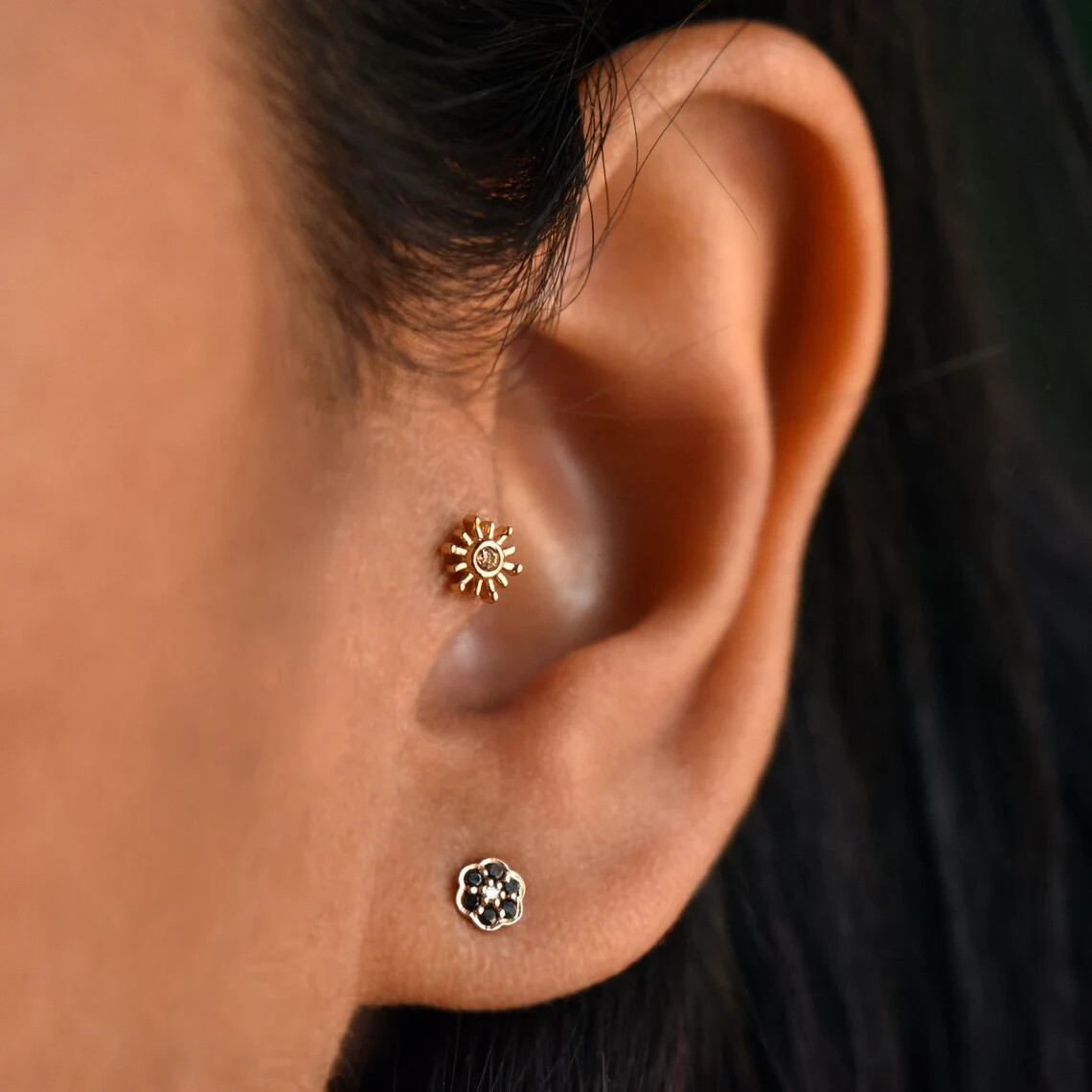 Labret Tragus Ear Sunrays Piercing Round Natural GHSI Diamond 14K Yellow Gold