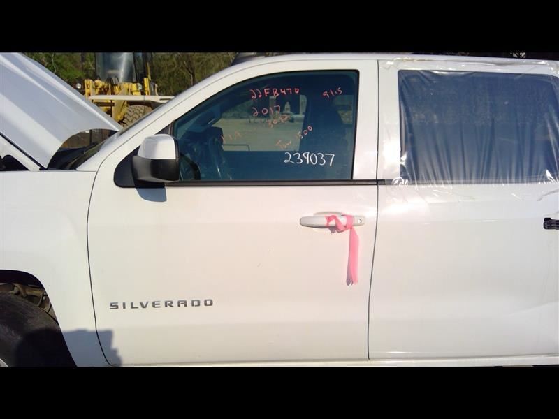 SILVRDO15 2017 Glove Box 18748