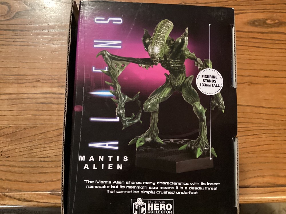 Eaglemoss Collection Alien Retro Collection: mantis & snake Alien Figures