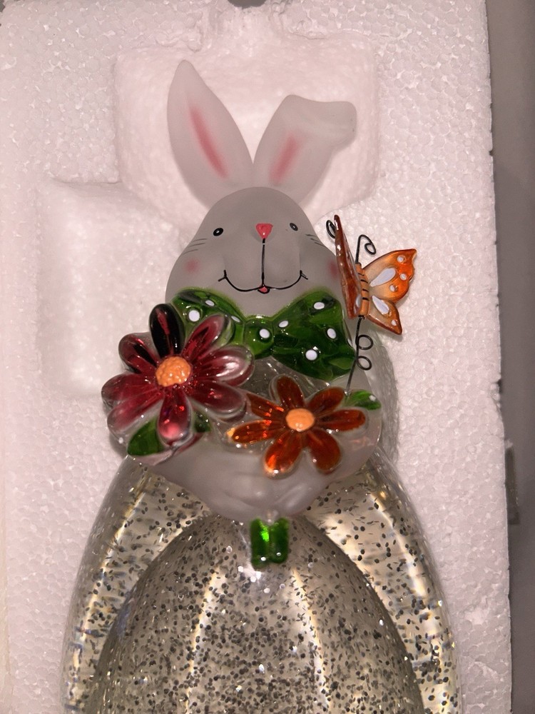 Cracker Barrel Light Up Bunny Globe Working Condition